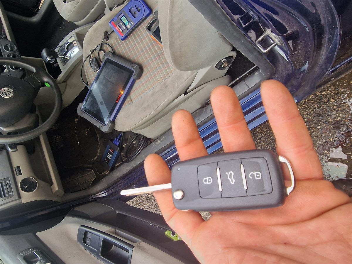 Clé automobile présentée lors d'une intervention